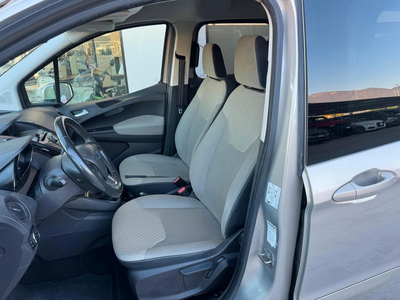 Ford Tourneo Courier 1.5 TDCI 75 CV Plus