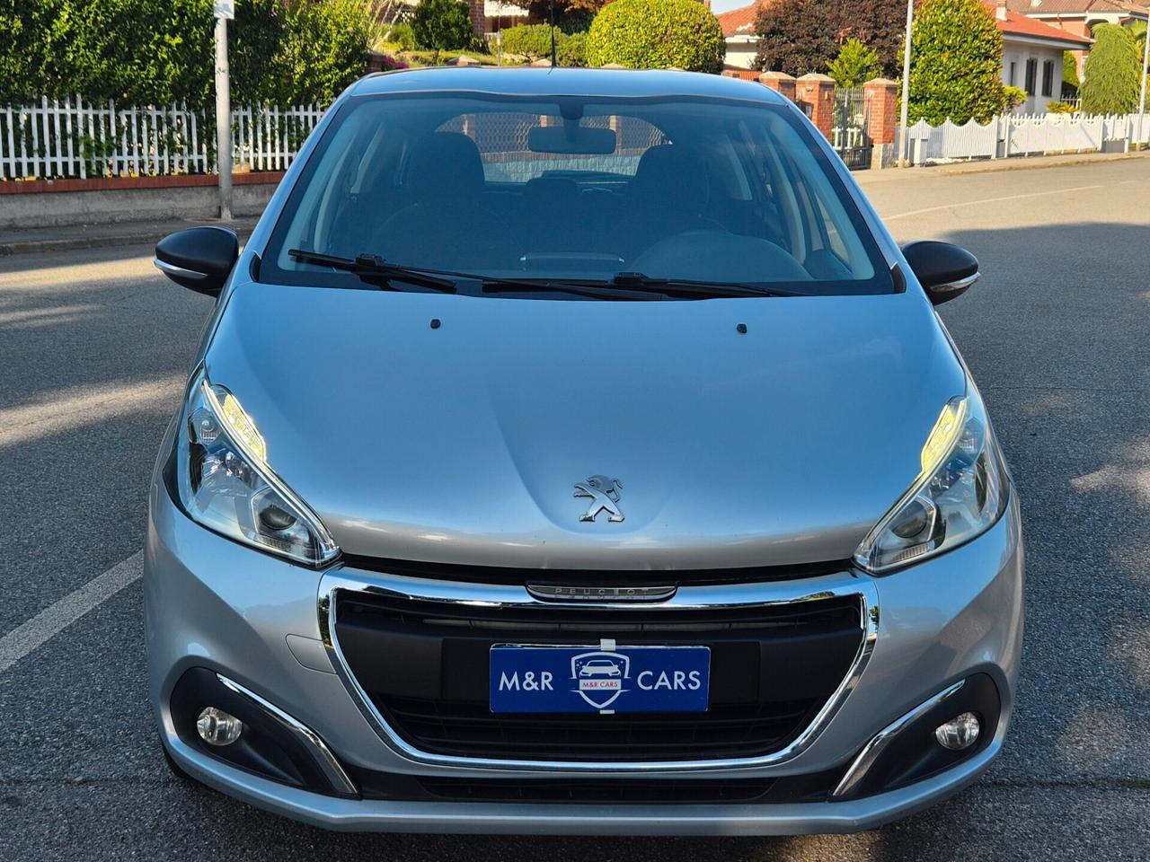 Peugeot 208 Benzina 1.2 E6 82cv neopatentati