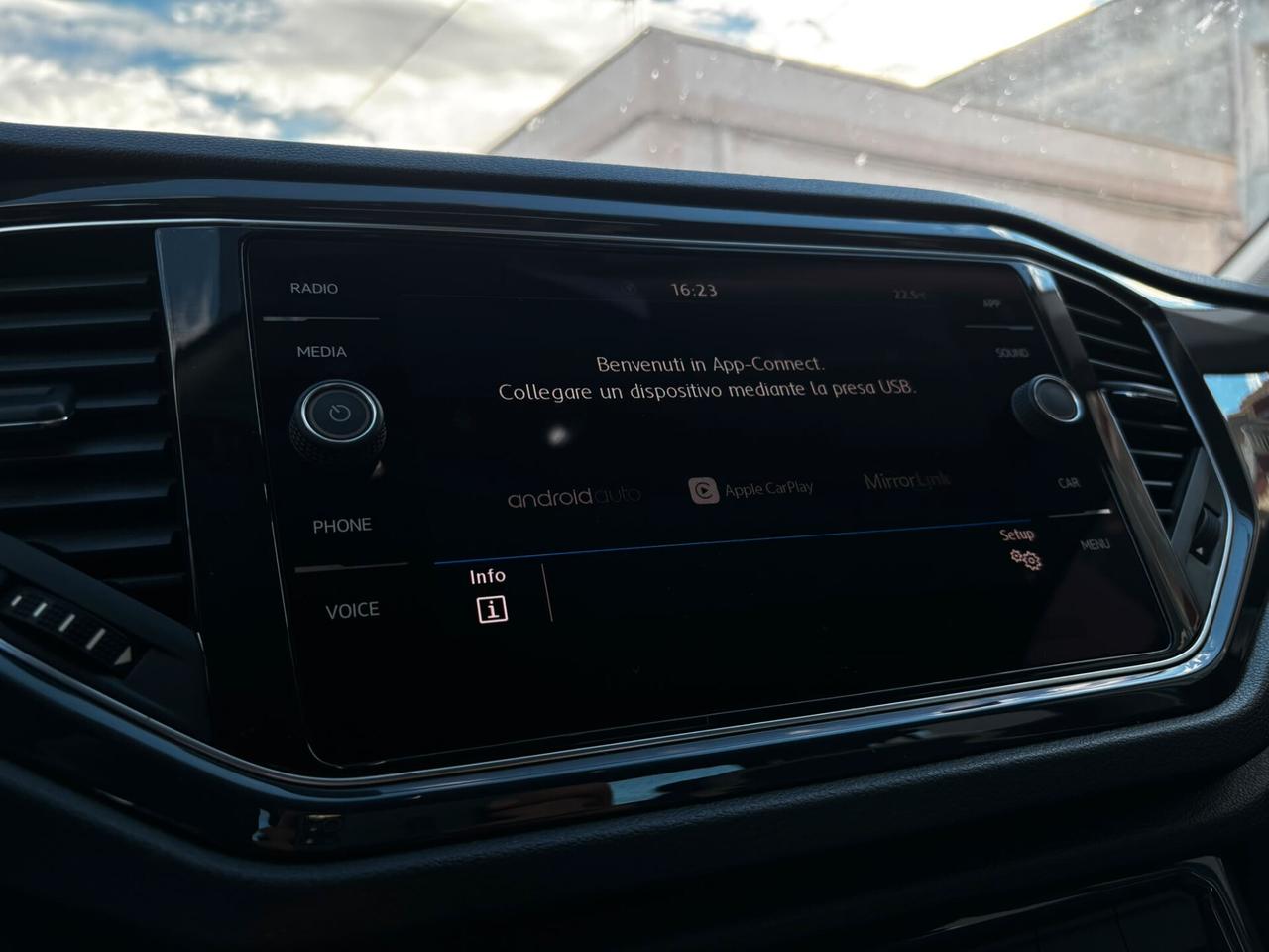 Volkswagen T-Roc 1.6 TDI Advanced - 2018