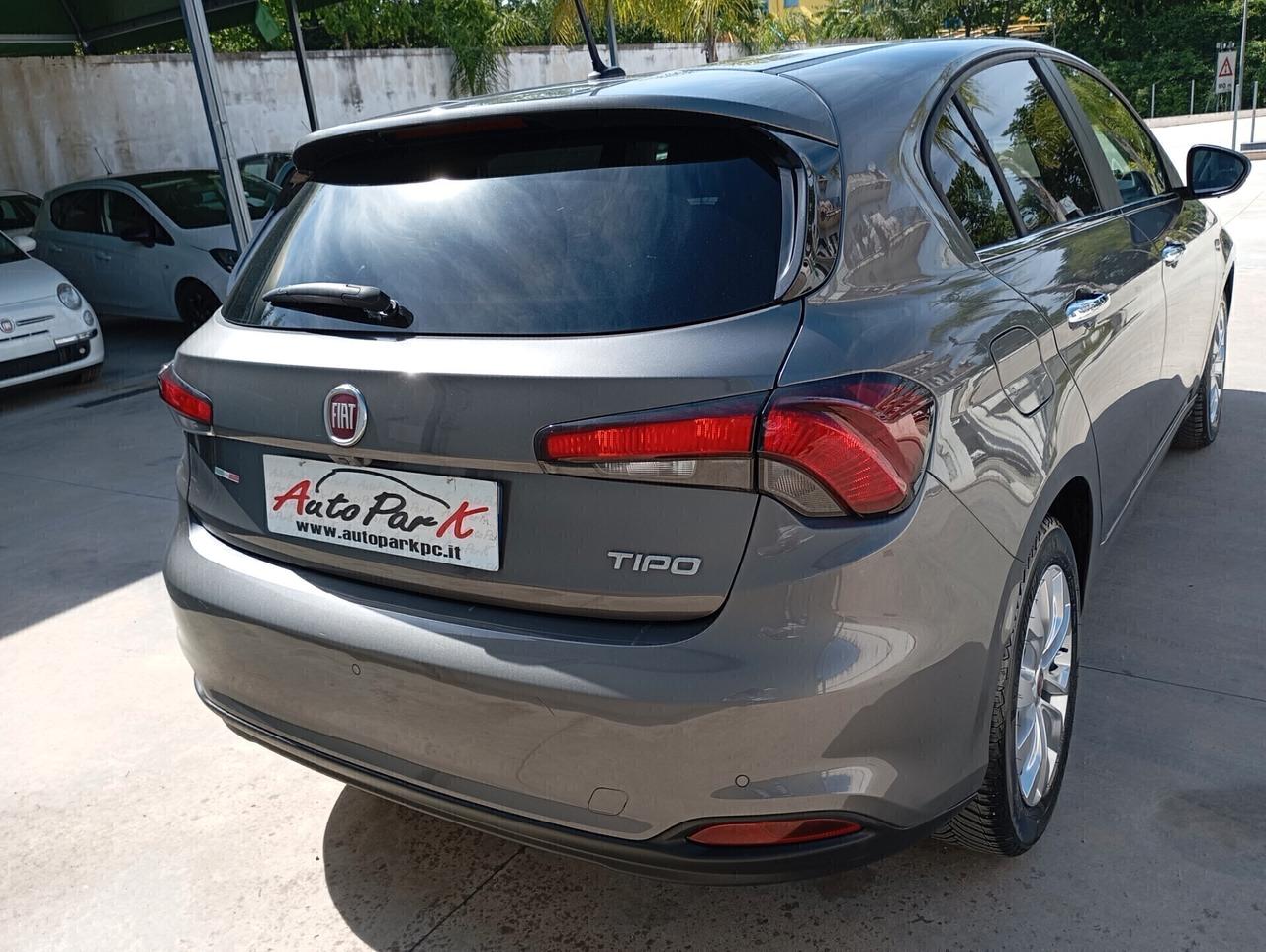 Fiat Tipo 5P 1.6 Multijet Lounge Aut.