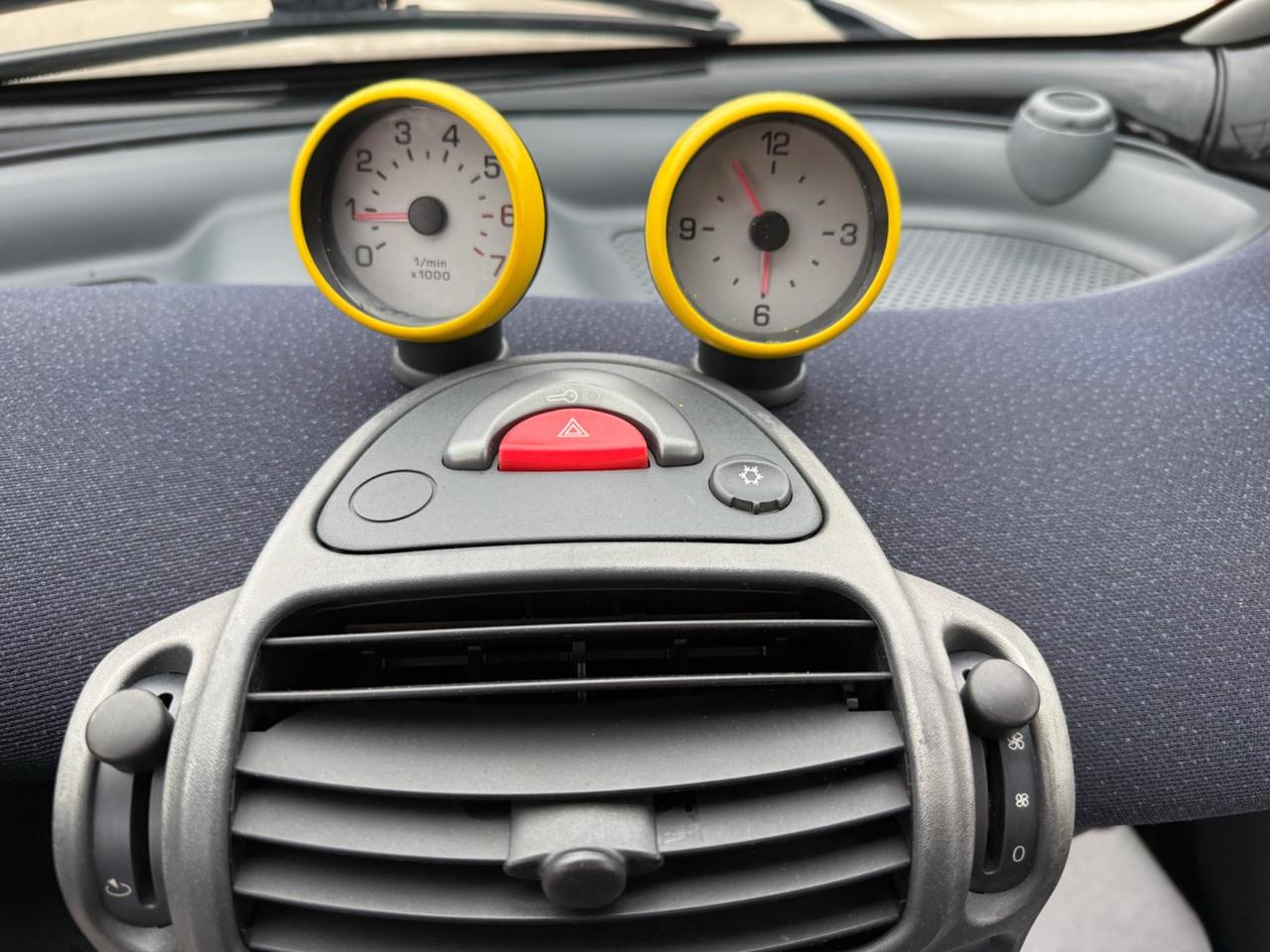 Smart ForTwo 700 cabrio pure (45 kW)