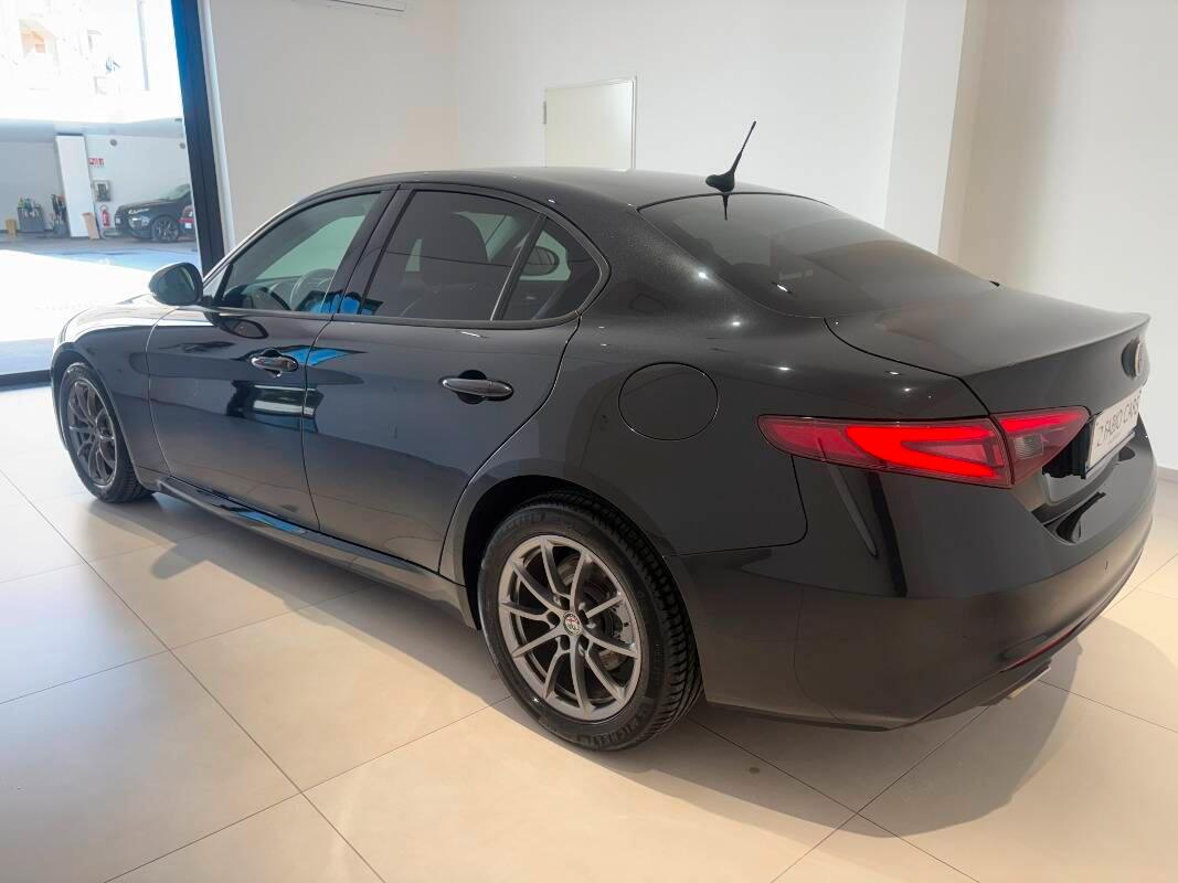 Alfa Romeo Giulia 2.2 t Super 180cv