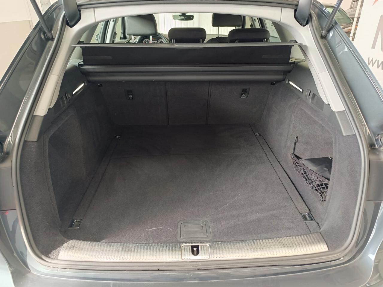 Audi A4 Avant 35 TDI/163 CV S tronic Business Advanced