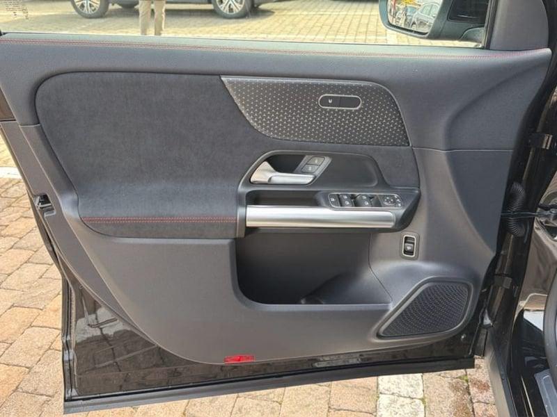 Mercedes-Benz EQA 300 4Matic AMG Line Advanced