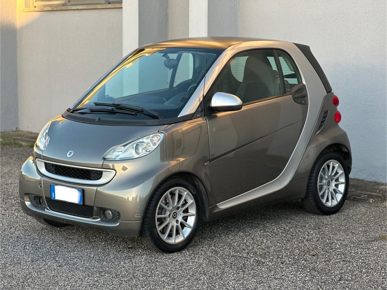 SMART fortwo 1000 52 kW MHD coupé passion