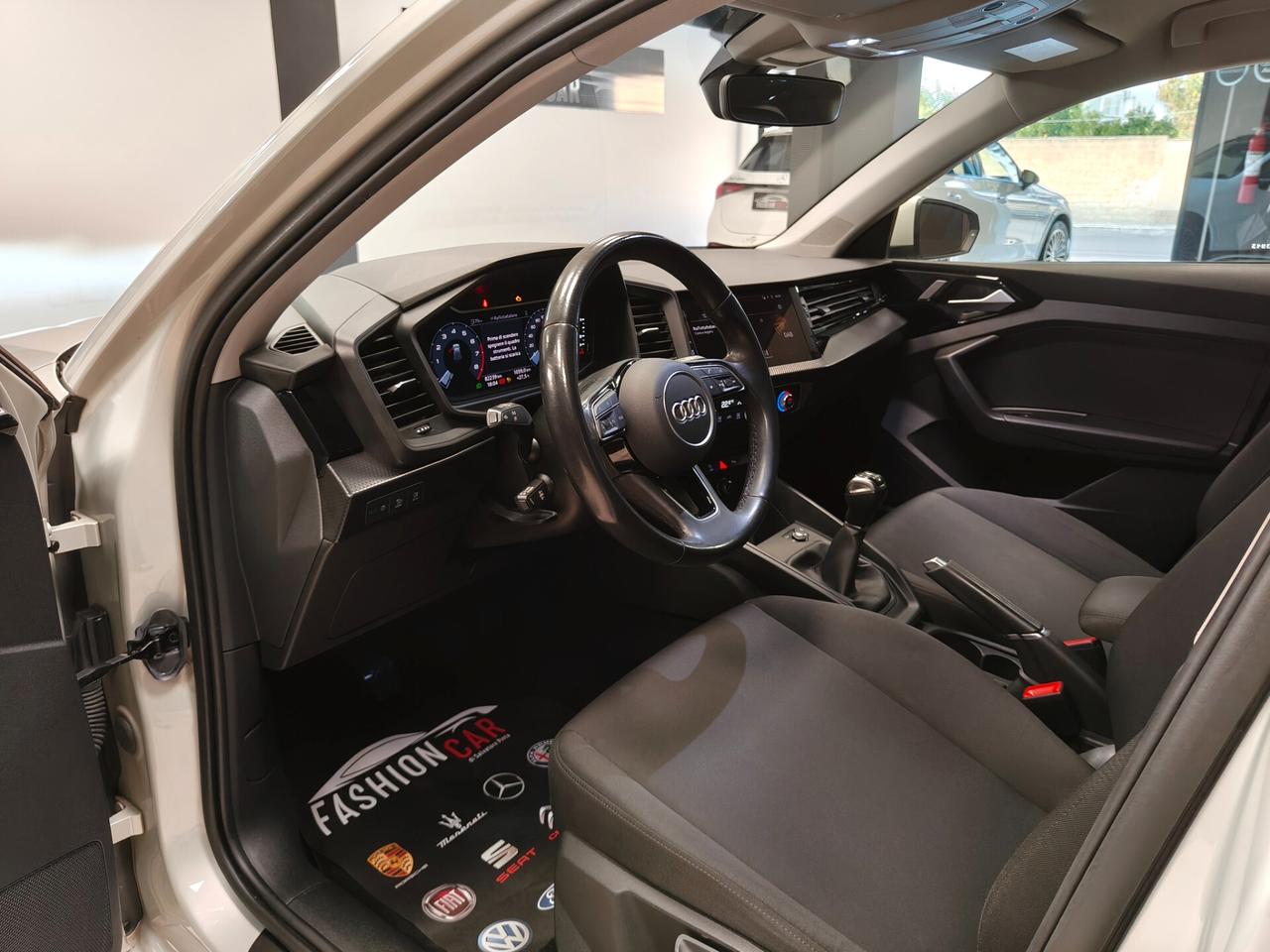 Audi A1 allstreet 30 TFSI Admired