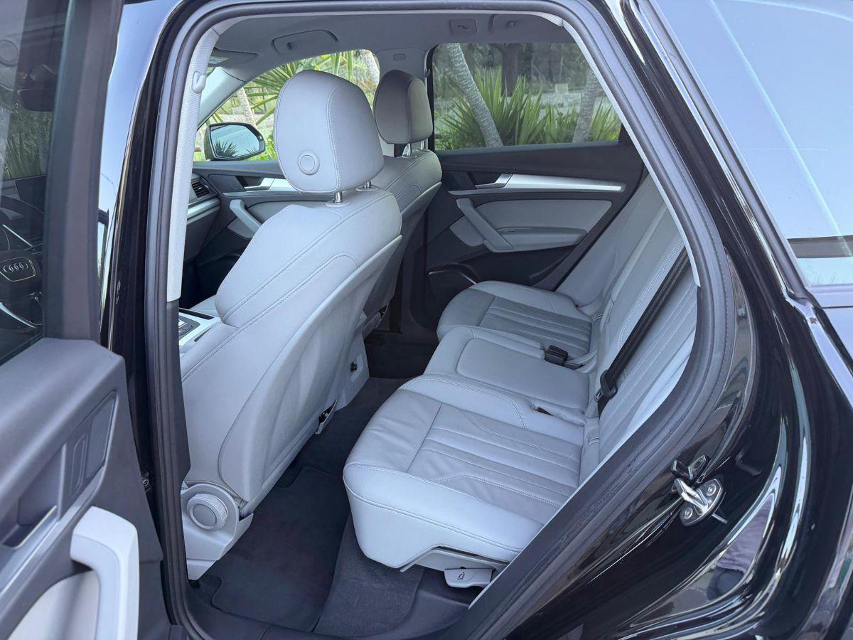 AUDI - Q5 - 40 TDI quattro S tronic S line
