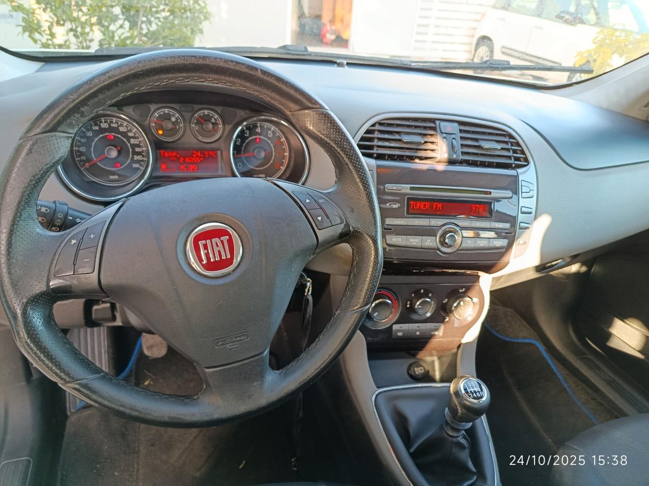 Fiat Bravo 1.4 EasyPower Easy £ 3790 VISTA E PIACIUTA £ 4999 CON GARANZIA