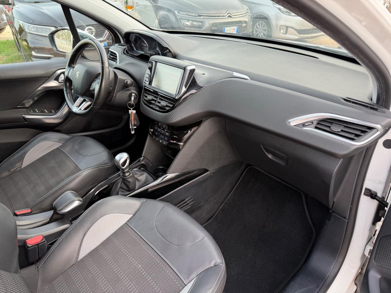 Peugeot 2008 BlueHDi 120 S&S Black Matt