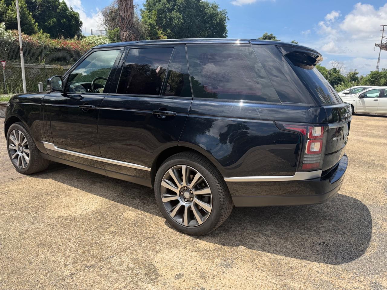 Range Rover IV 3.0 tdV6 Vogue automa Navi Pelle Memory Vetri Prive Gomme nuove Motore Turbina nuovo