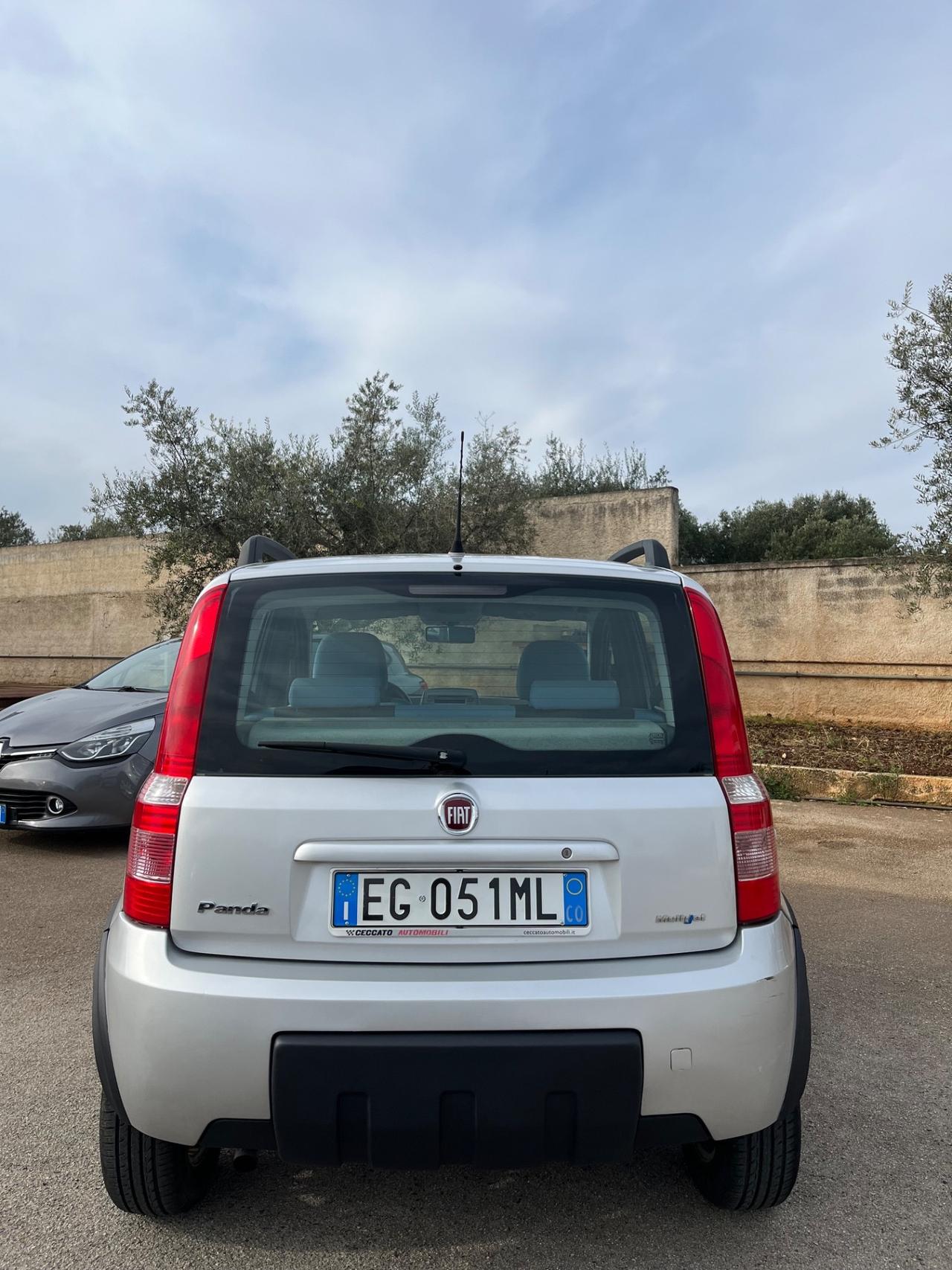 Fiat Panda 1.3 MJT 16V DPF 4x4 Climbing