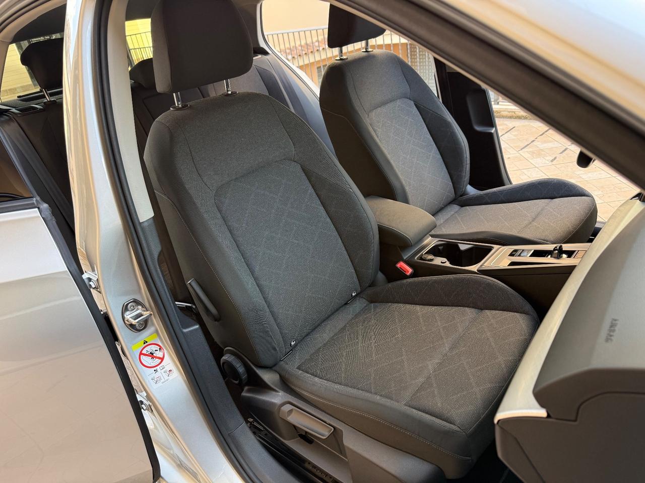 Volkswagen Golf 2.0 TDI 150 CV DSG SCR Style