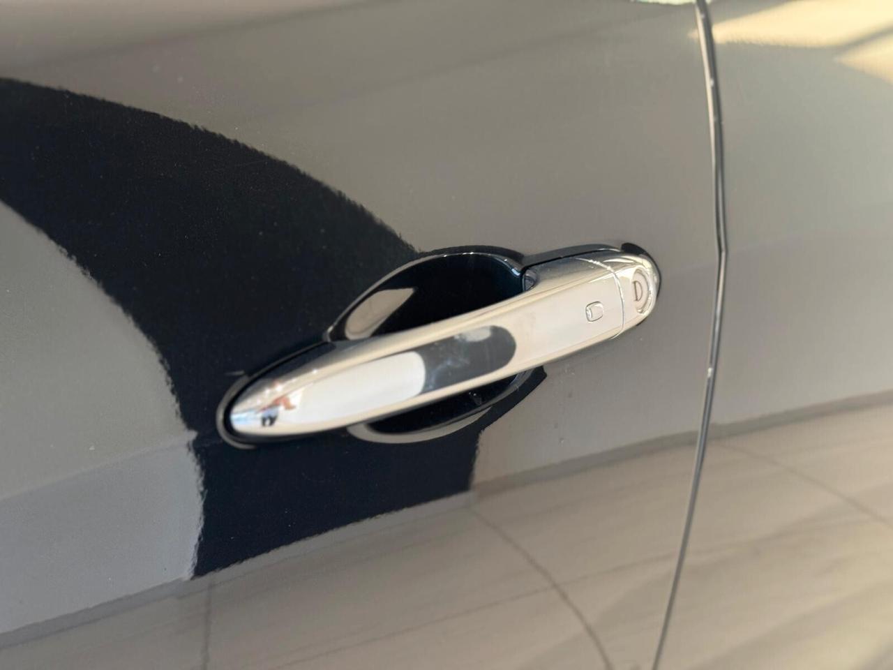 Maserati Ghibli 3.0 V6 Diesel 275 CV 10.2016