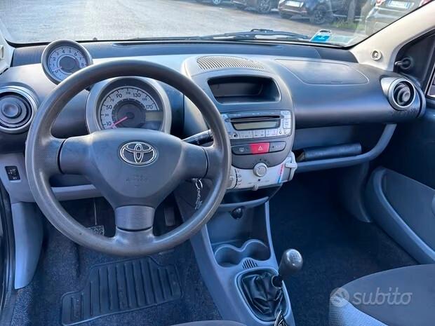 Toyota Aygo 1.0 67CV - 2006