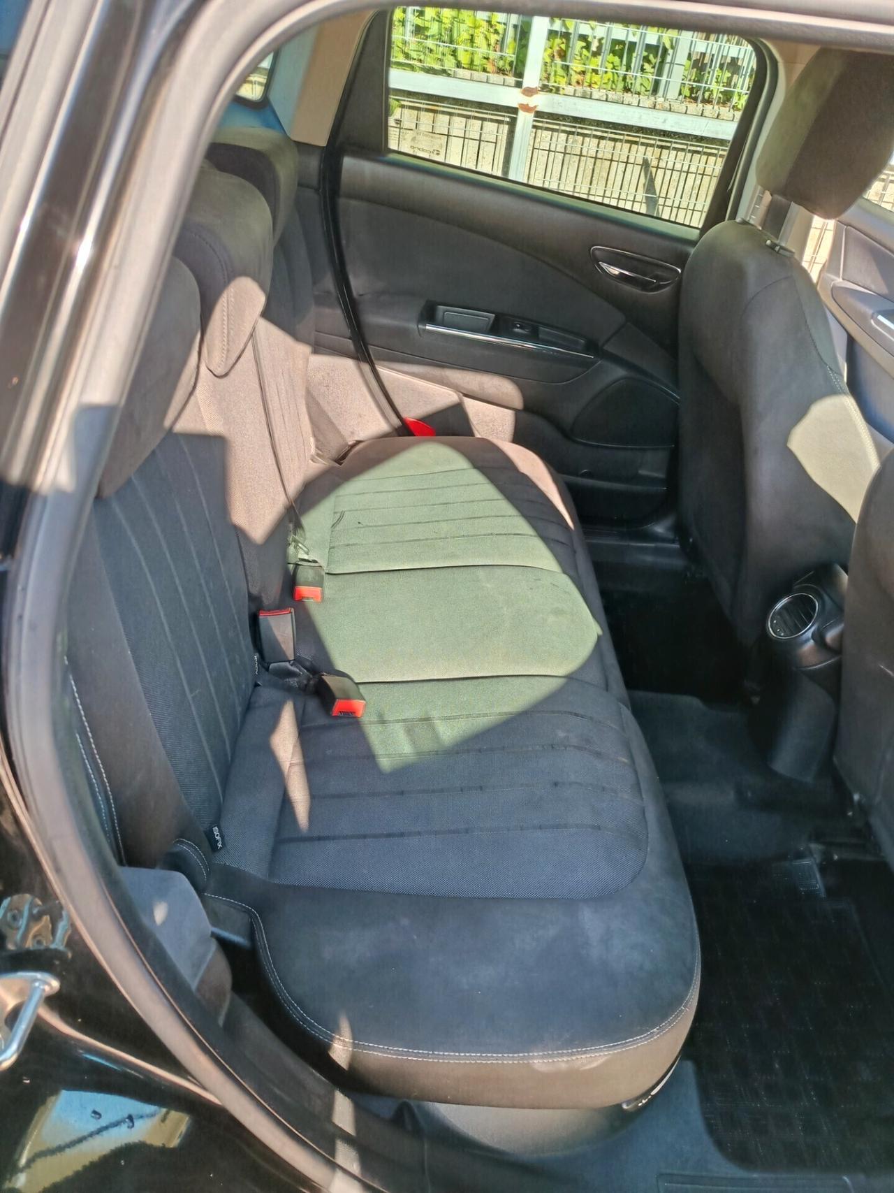Lancia Delta 1.6 MJT DPF Gold