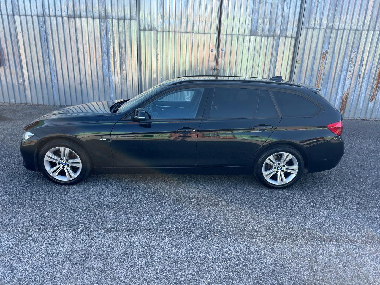 Bmw 316d touring SPORT LUXURY aut.