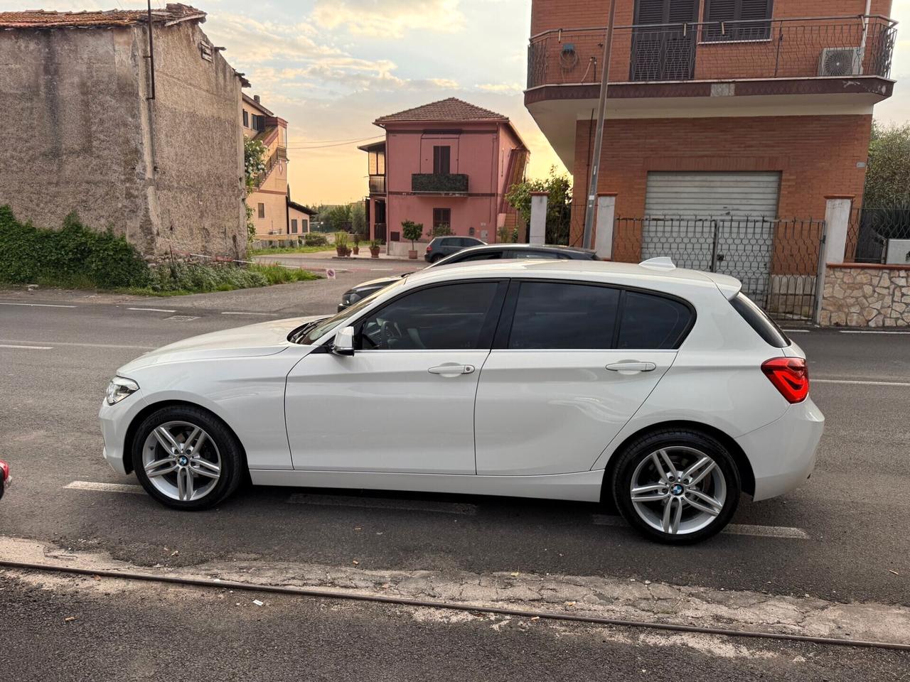 Bmw 116d 118CV 5p. AUTOMATICA - Full opt - Tutto incluso