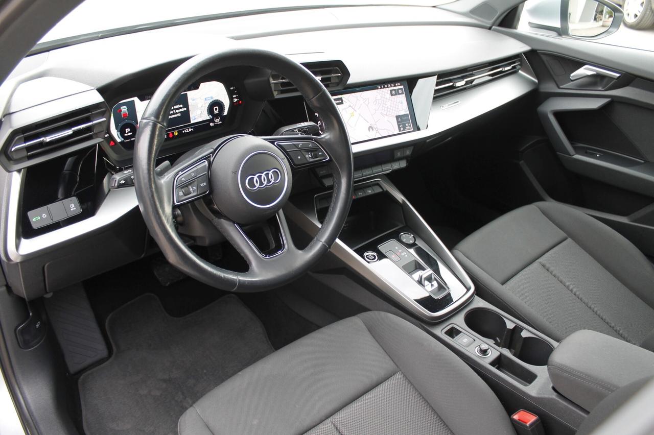 Audi A3 35 TDI S tronic Business Advanced