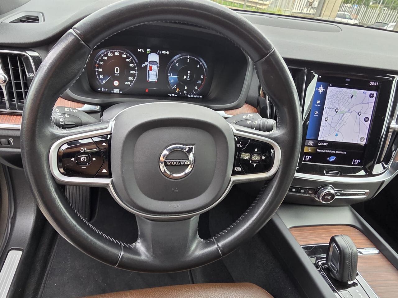 Volvo V60 Cross Country B4 (d) AWD automatico Plus