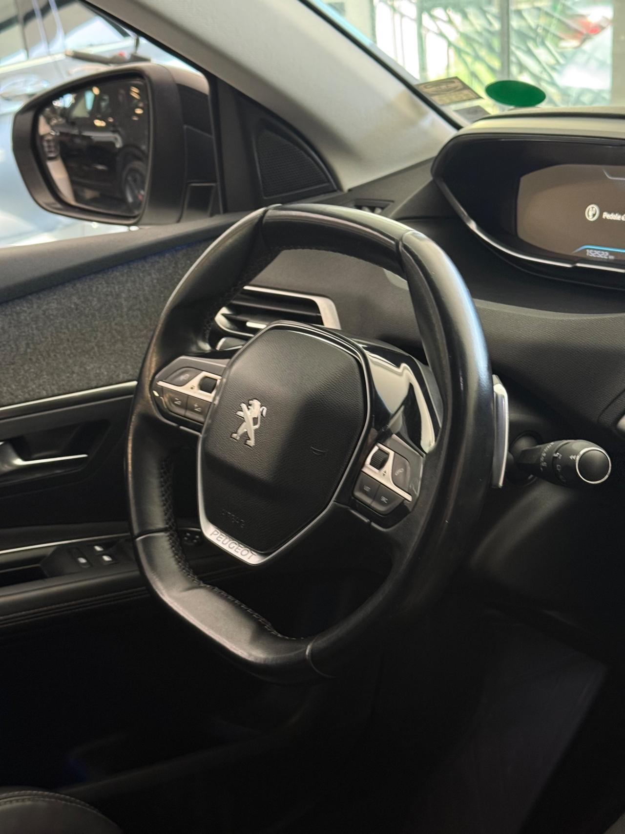 Peugeot 3008 BlueHDi 130 S&S EAT8 Allure