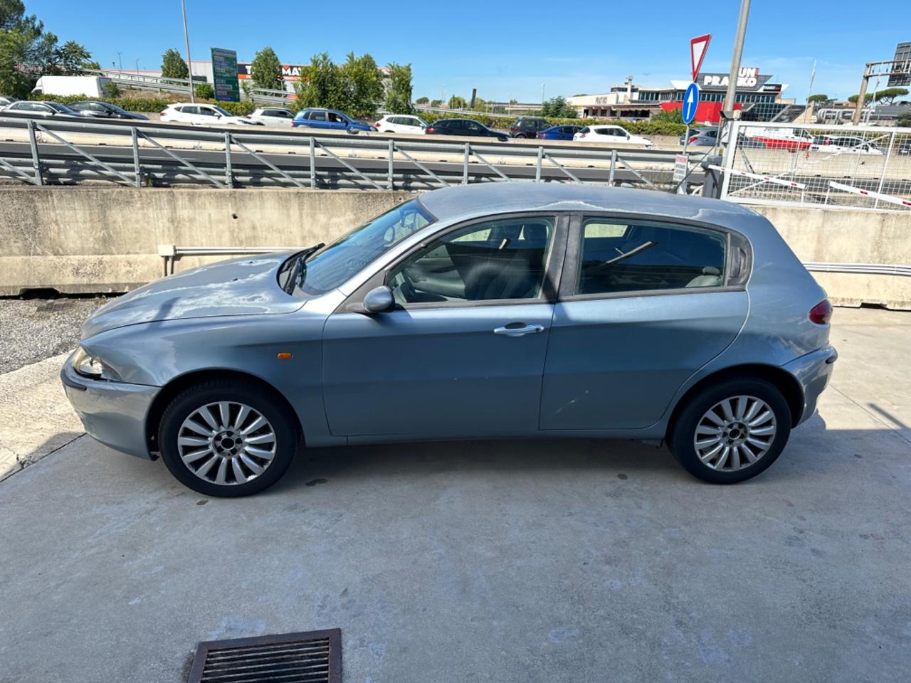 Alfa Romeo 147 1.9 JTD (115 CV) cat 5p. Distinctive