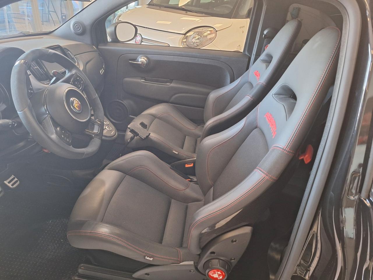 Abarth 695 1.4 t-jet Competizione 180cv auto