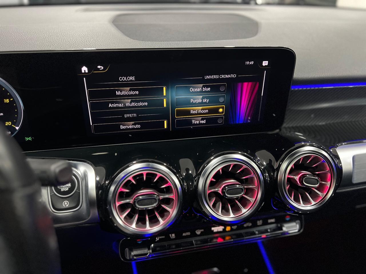 Mercedes Benz GLB 200d Aut. Premium AMG 150 cv