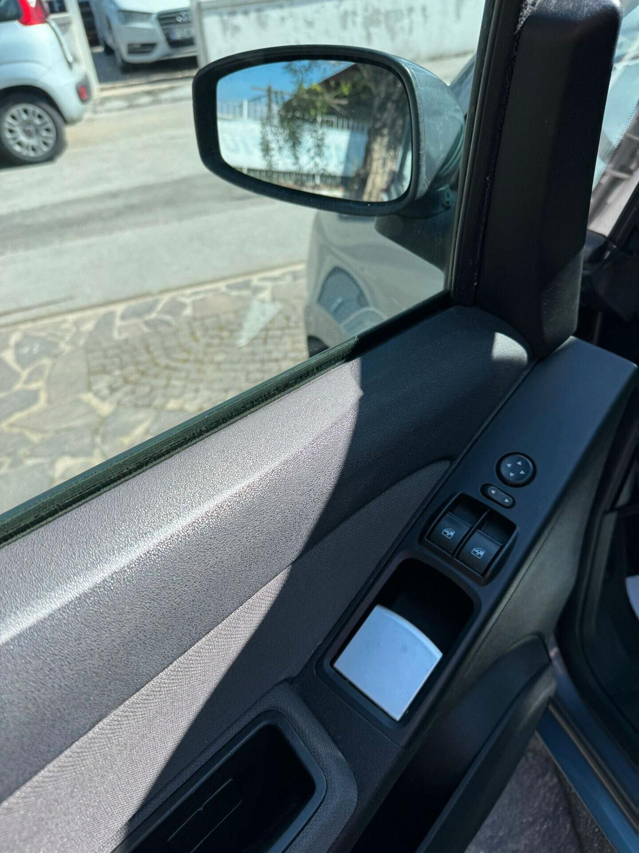 Fiat Idea 1.2 16V BlackLabel BONUS GPL 140.000KM