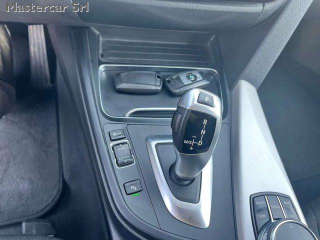 BMW 318 d 150cv Touring Business Advantage auto - FS568TS