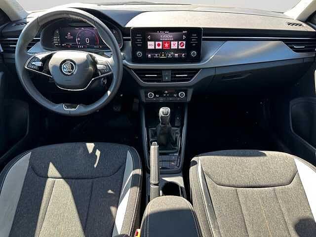 SKODA Kamiq 1.0 TSI Black Dots