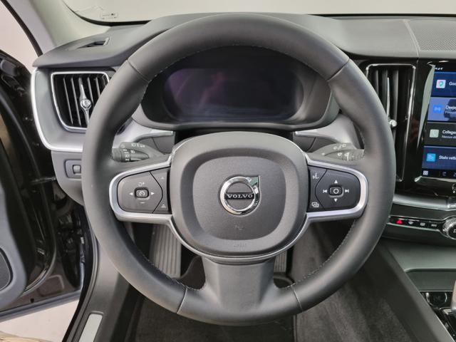 VOLVO XC60 B5 (d) AWD Geartronic Momentum Pro