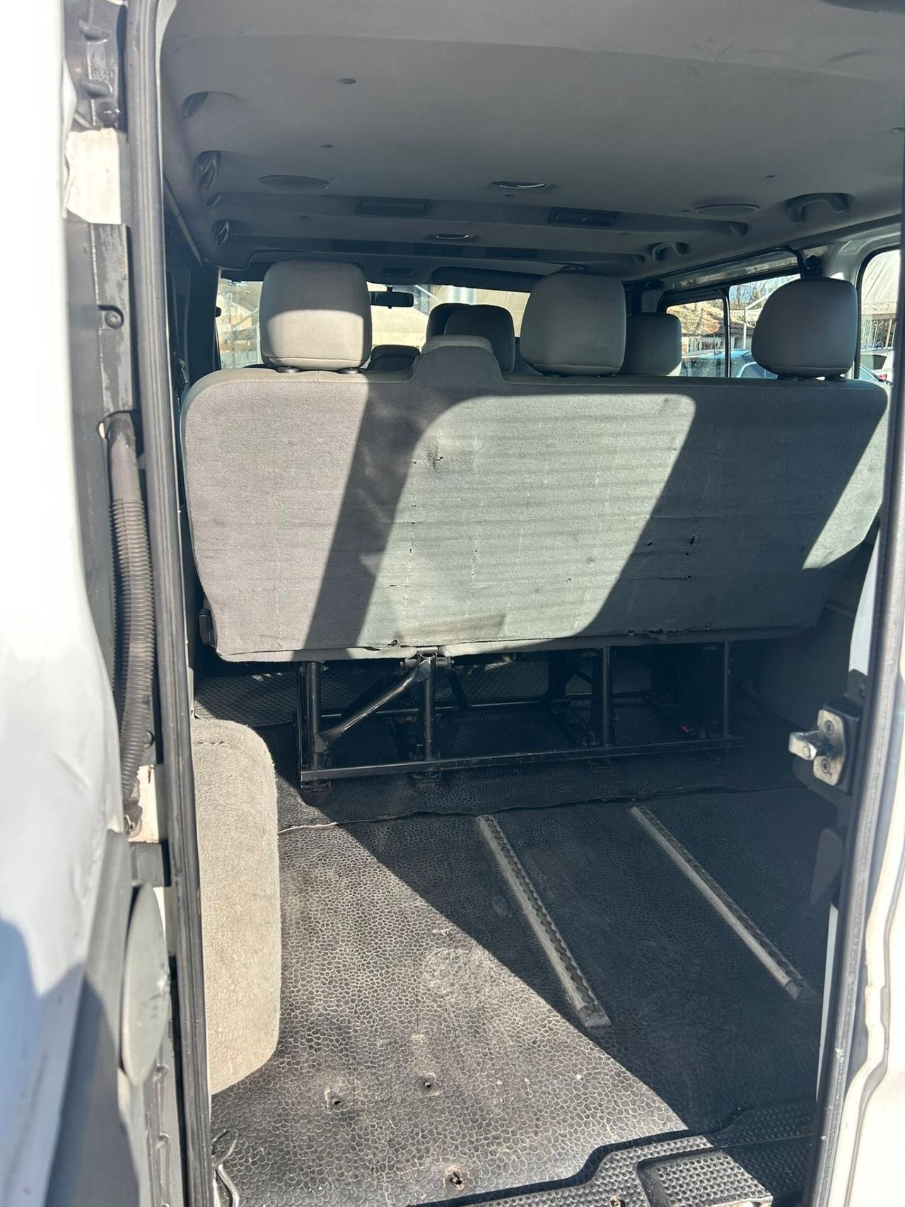 Renault Trafic T29 2.5 dCi/115 PL-TN Passenger Confort FAP