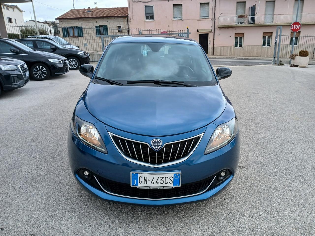 Lancia Ypsilon 1.0 HYBRID 70CV GOLD 2023