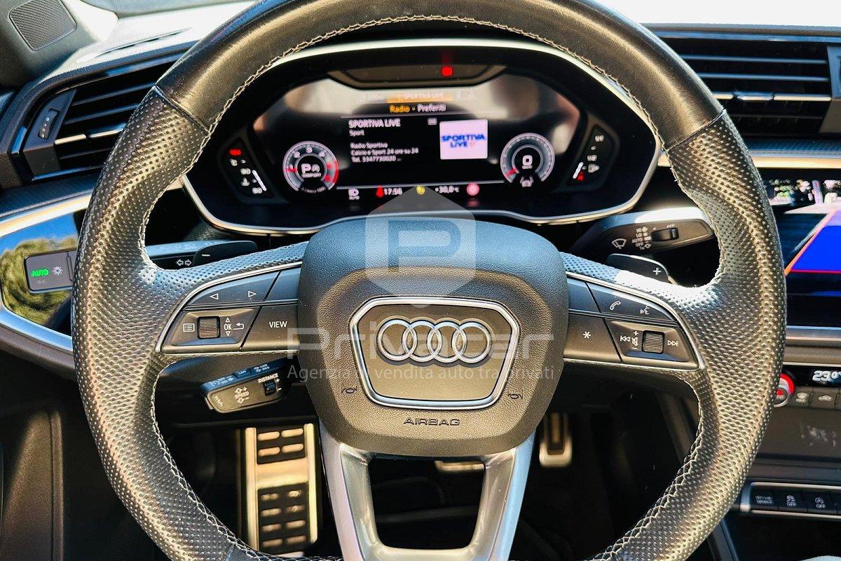 AUDI Q3 SPB 35 TDI S tronic Identity Black