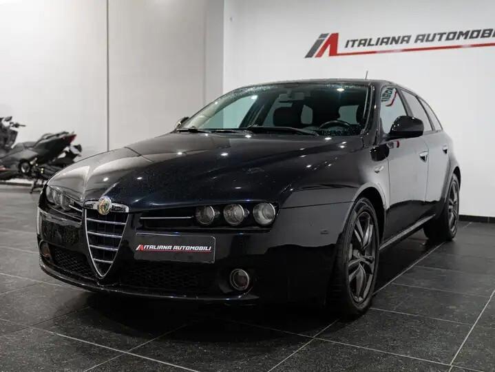 Alfa Romeo 159 1.9 JTDm 16V Sportwagon Distinctive