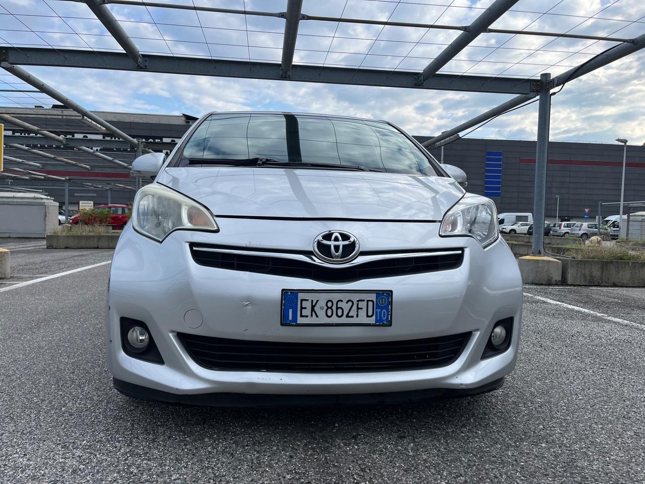 Toyota Verso-S 1.3 MT Active
