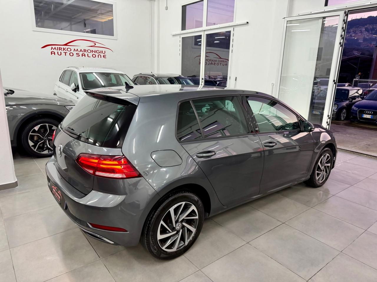 Volkswagen GOLF 7.5 1.6 TDI 5p. FINANZIABILE