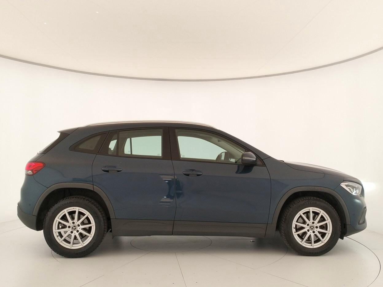 MERCEDES BENZ GLA 200d GLA Business Extra auto - IVA ESPOSTA