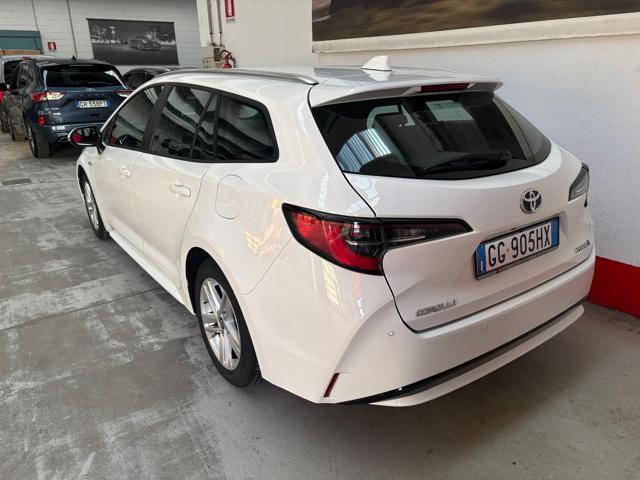 TOYOTA Corolla Touring Sports 1.8 Hybrid Business