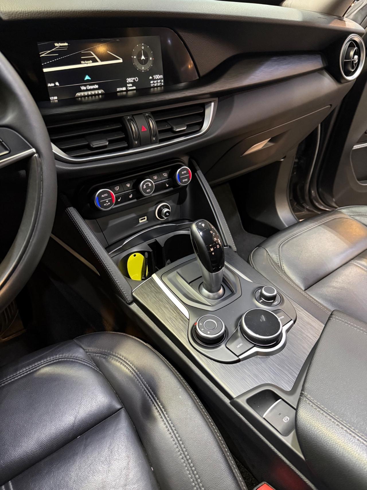 Alfa Romeo Stelvio 2.2 Turbodiesel 210 CV AT8 Q4 Business