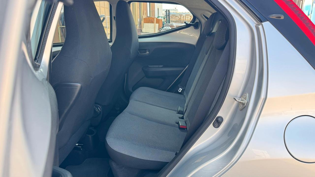 Toyota Aygo Connect 1.0 VVT-i 72 CV - 2021