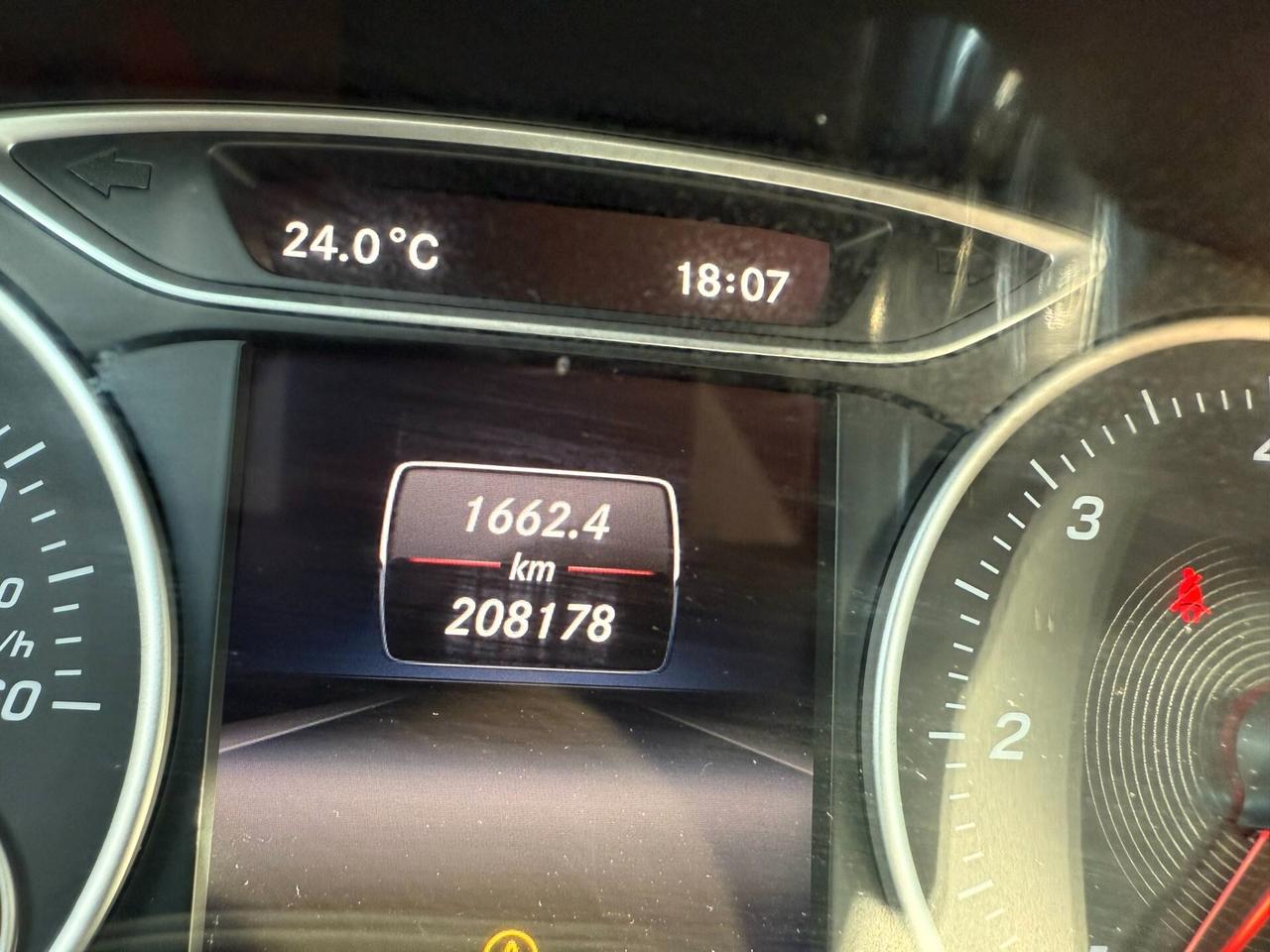 Mercedes-benz B 180 CDI - 1.5 110 cv - 2015