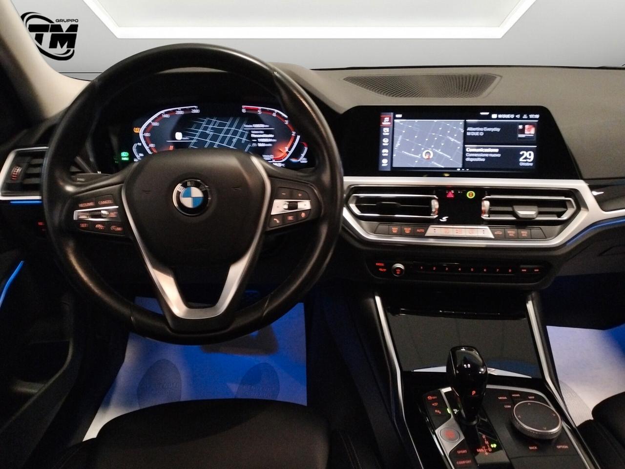 BMW 318 d Serie 3 G20 Berlina mhev 48V Luxury auto IVA ESPOSTA