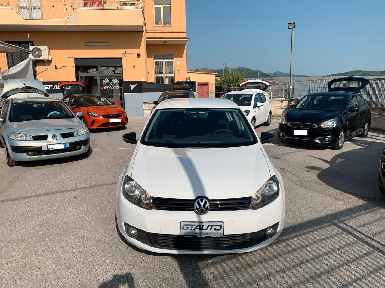 Volkswagen Golf 5P. 1.6 GPL