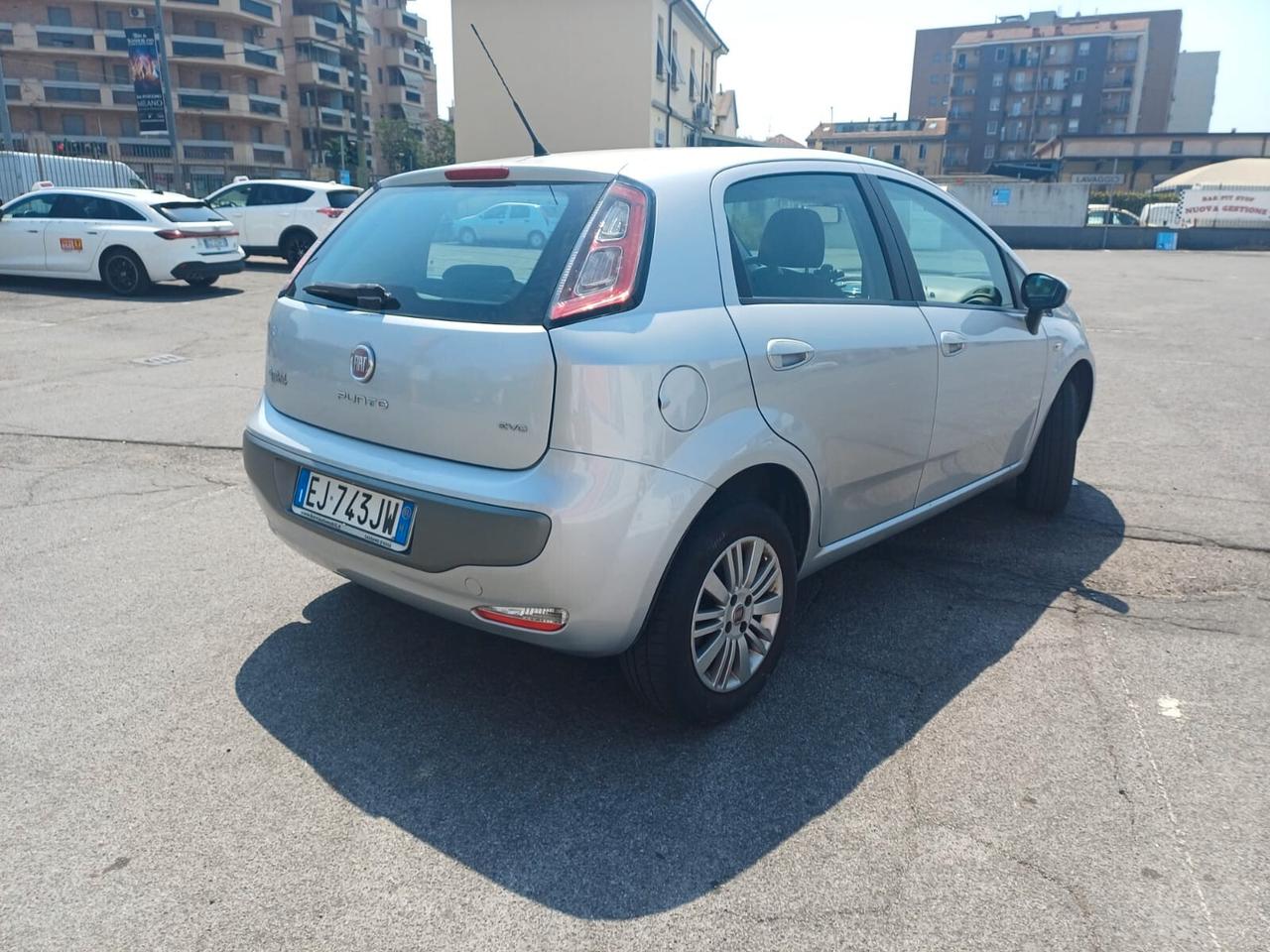 Fiat Punto Evo 1.4 5 porte Dynamic Natural Power