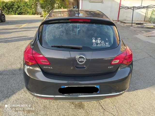 Opel Astra Astra IV 2010 5p 1.7 cdti Cosmo 110cv