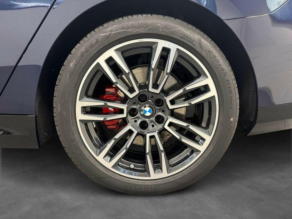 BMW Serie 5 Berlina 520 d 48V M Sport Pro xDrive Steptronic