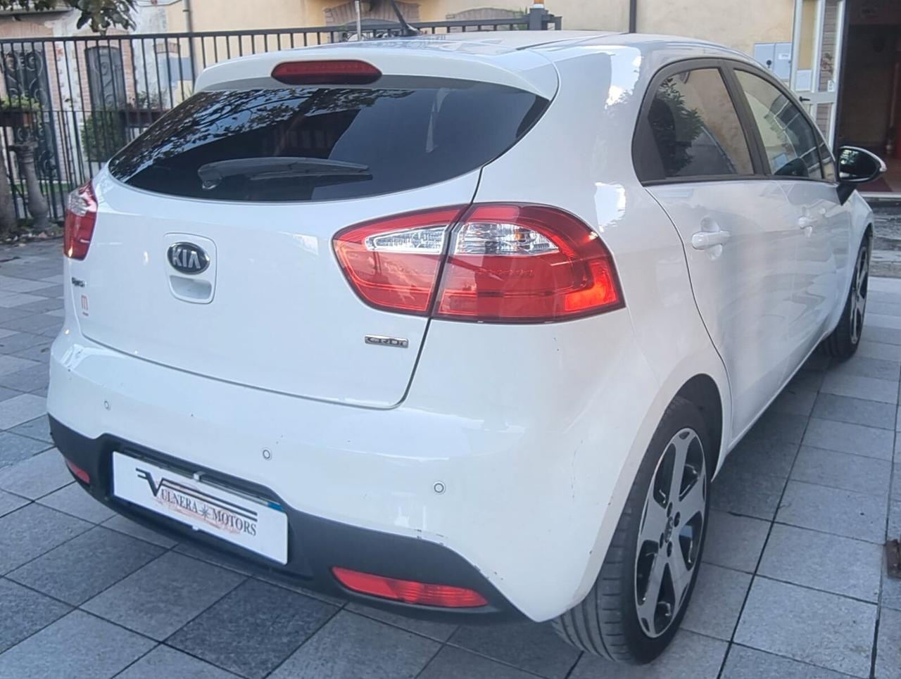 Kia Rio 1.1 CRDi 5p. Cool UNI PRO