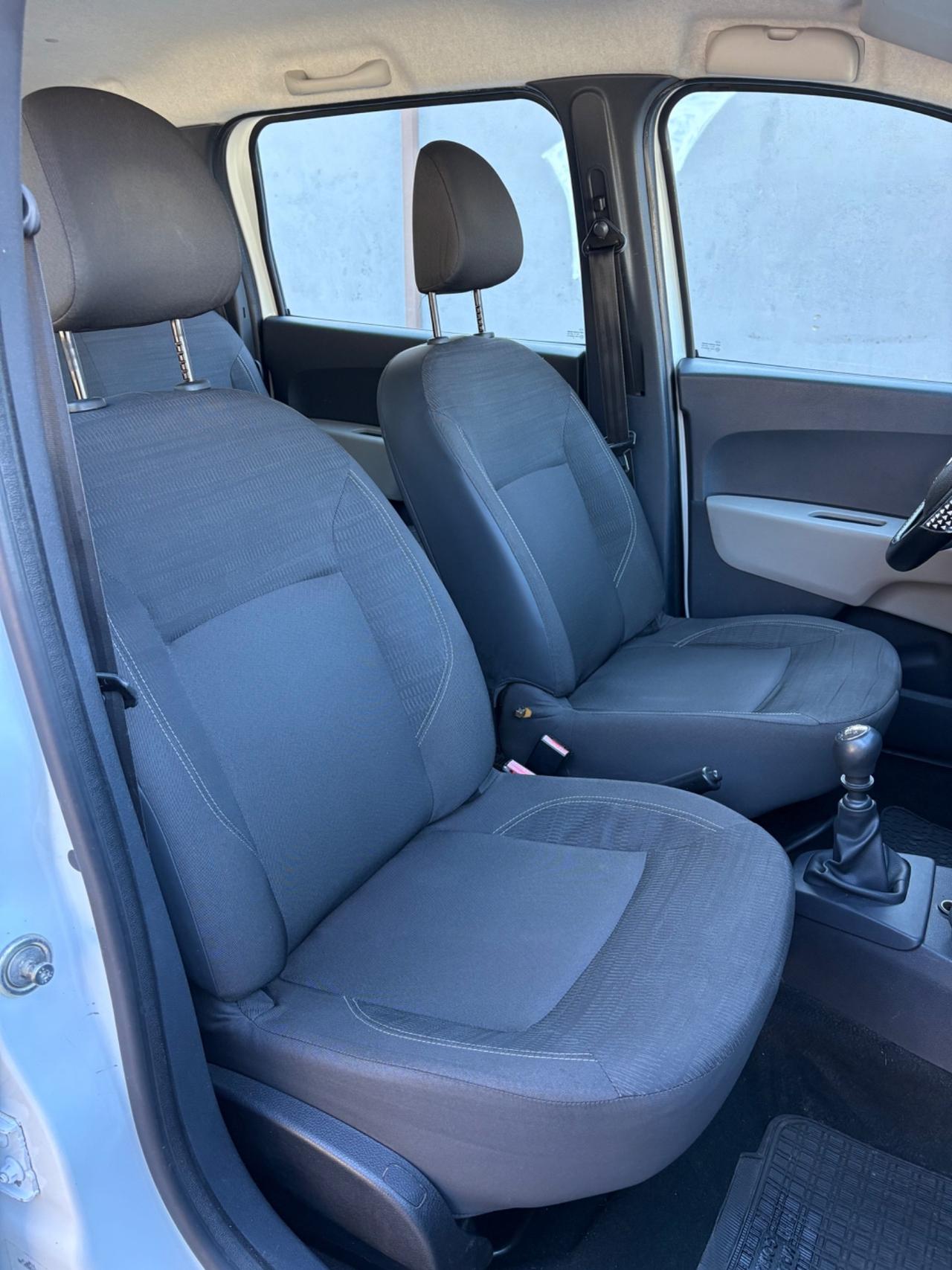 Dacia Lodgy 1.5 dCi 110CV 7 posti navigatore