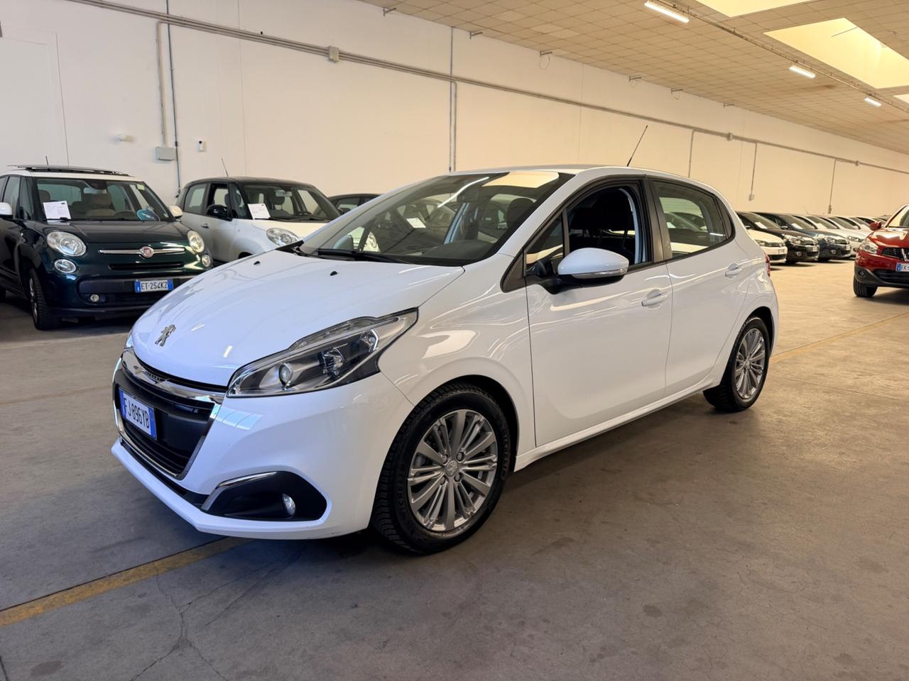 Peugeot 208 BlueHDi 75 5 porte Allure